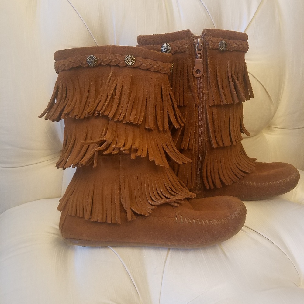 Minnetonka Fringe Boots